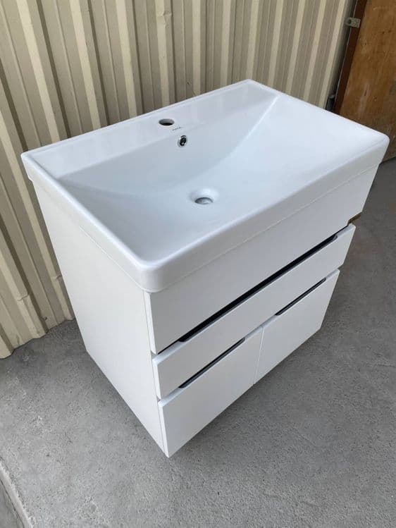 Tumba Rakvina Mdf 70sm — 2