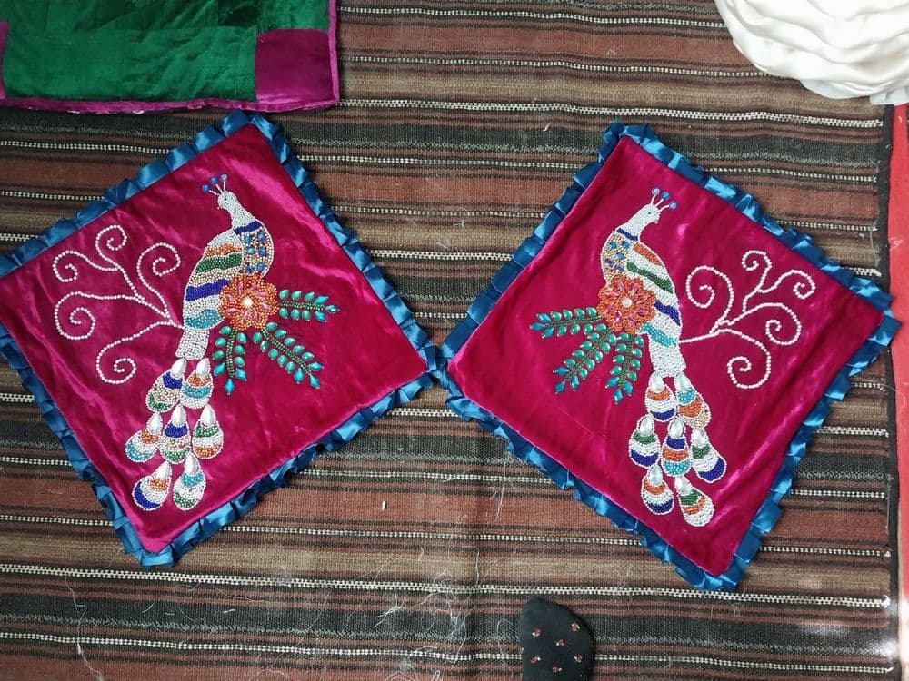 Toʻrt burchakli yostiqlar — 4
