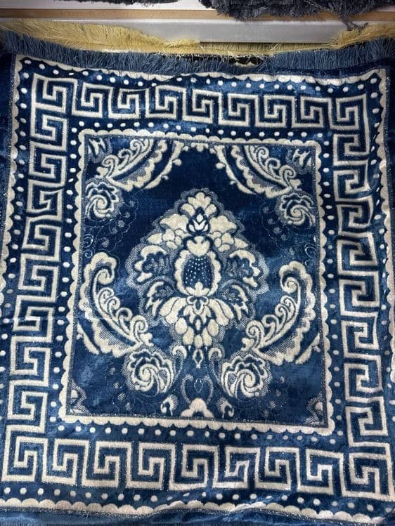 Duxoba Xamilion yostiq  2 tarafi bir xil — 1