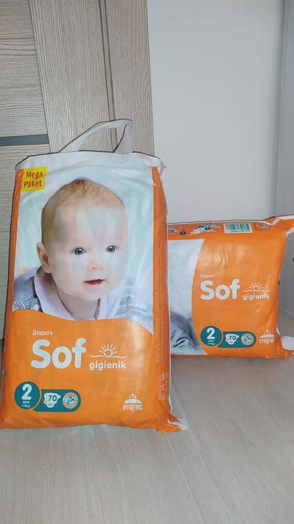 Pampers SOF sotiladi 2 razmerli mega paket .  Arzonga bervoraman . — 4