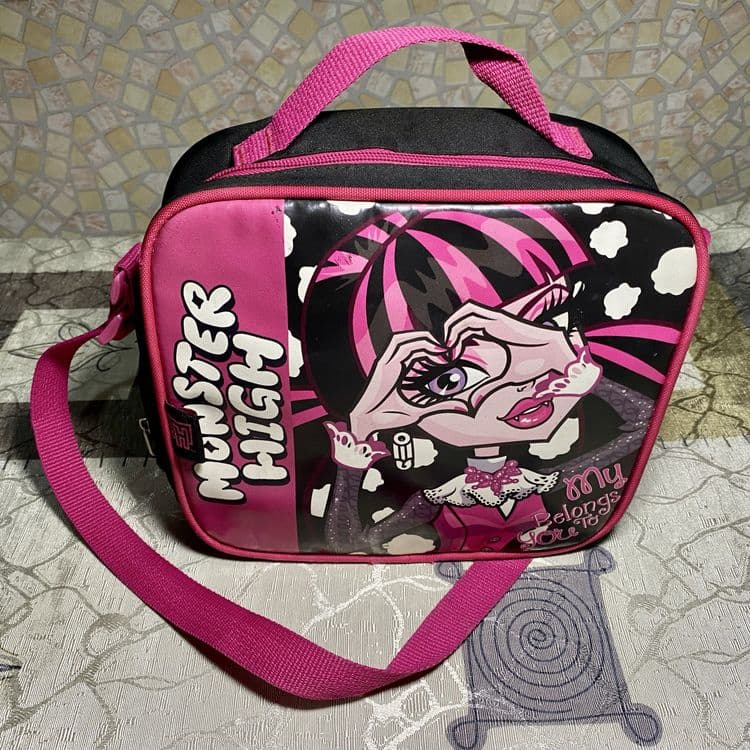Цена за все! Брэнд.рюкзак и сумка для девочки.LOL,Monster High.Mattel. — 2