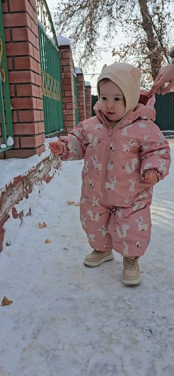 Зимний комбинезон для девочки Baby Go розового цвета — 5