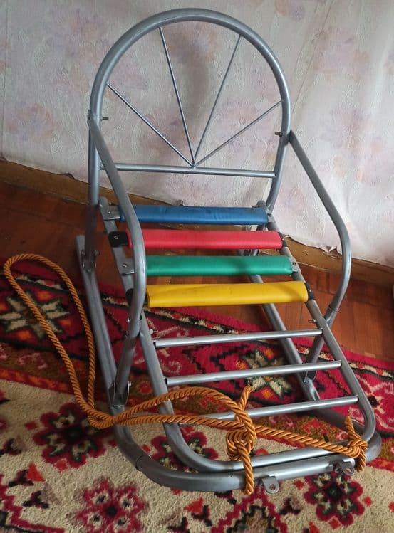 Детские санки для зимних катаний — 1
