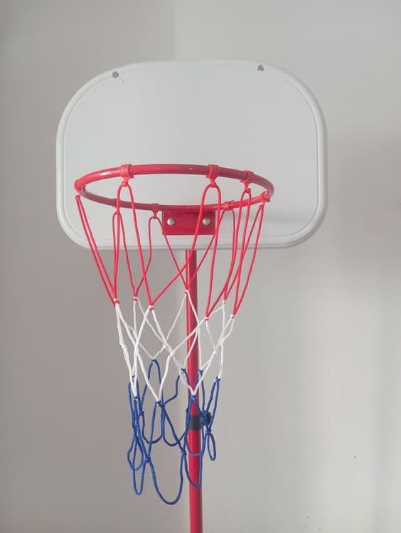 Bolalar uchun basketbol savati sotiladi! O'ynash uchun tayyor holatda — 4
