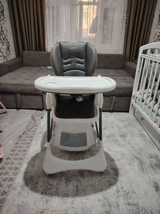 Ovqatlanish uchun bolalar stuli. Детский стул для кормления