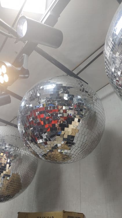 Disko shar sotuvda bor xitoyiki — 2