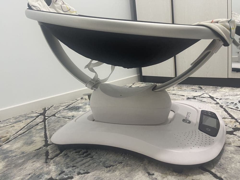 Shezlong шезлонг качалка 4moms mamaRoo4 2022 года хорошое состояние — 4