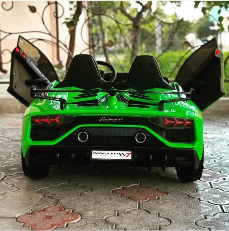 Drifting Lamborghini Aventador SV Red

- Автомобил педал билан хам пул — 3