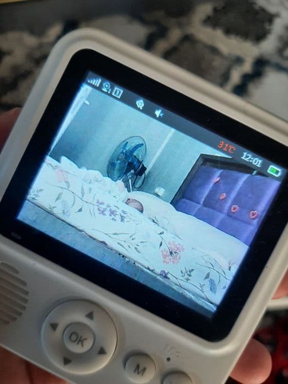 Baby Monitor (video nanya) sotiladi — 3