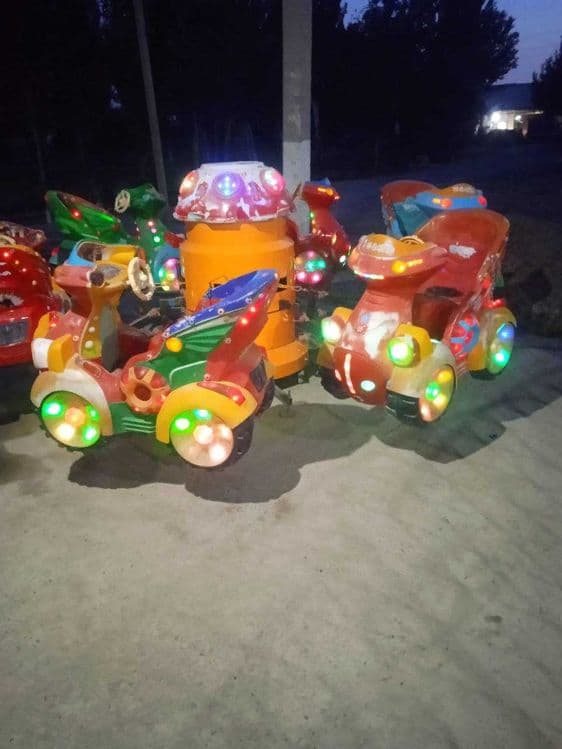 Batut Kachela poyizchalar  motosikillar sotiladi — 3