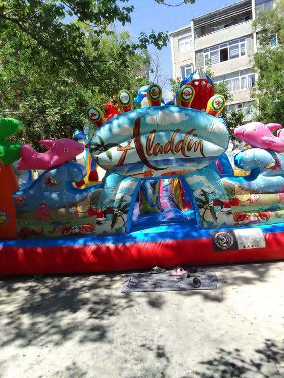 Болалар ун батут уйингохи сотилади — 2