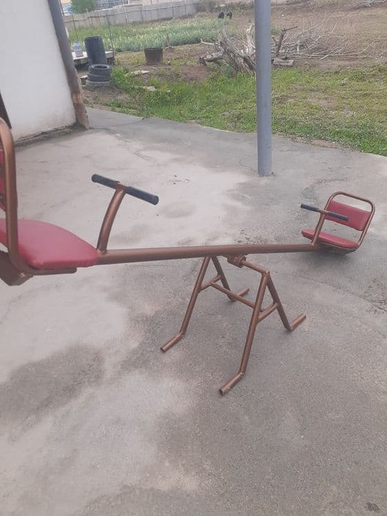 Детское качелие . — 3