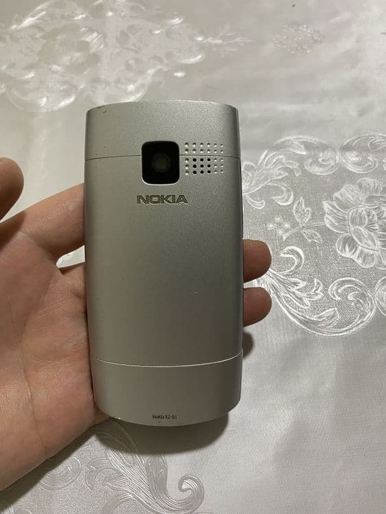 Nokia x2-01 sotiladi — 2