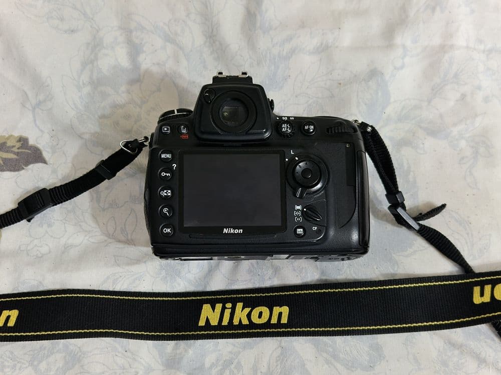Nikon d700 + объективы и вспышка , комплект рабочий — 2