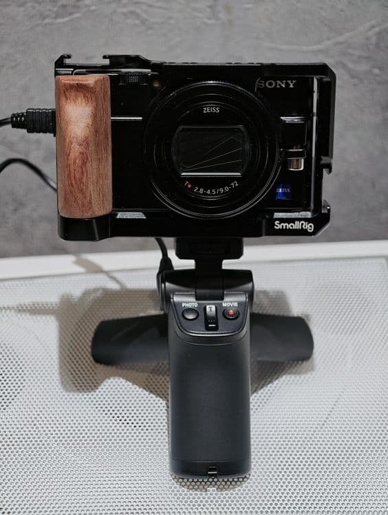 Sony RX100 VII (M7) — 1