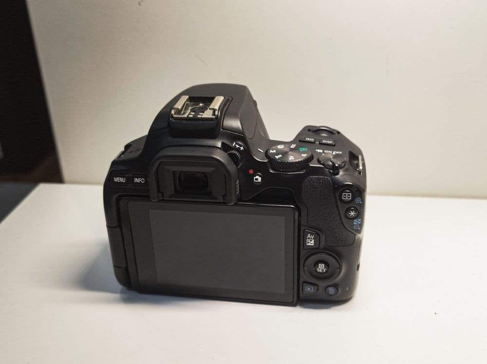 Canon 250d + 50mm f1.8 + komplekt — 5