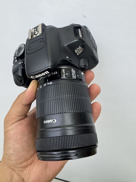 Canon 650D 18-135 is yaxshi holatda . 2oy kafolat — 2