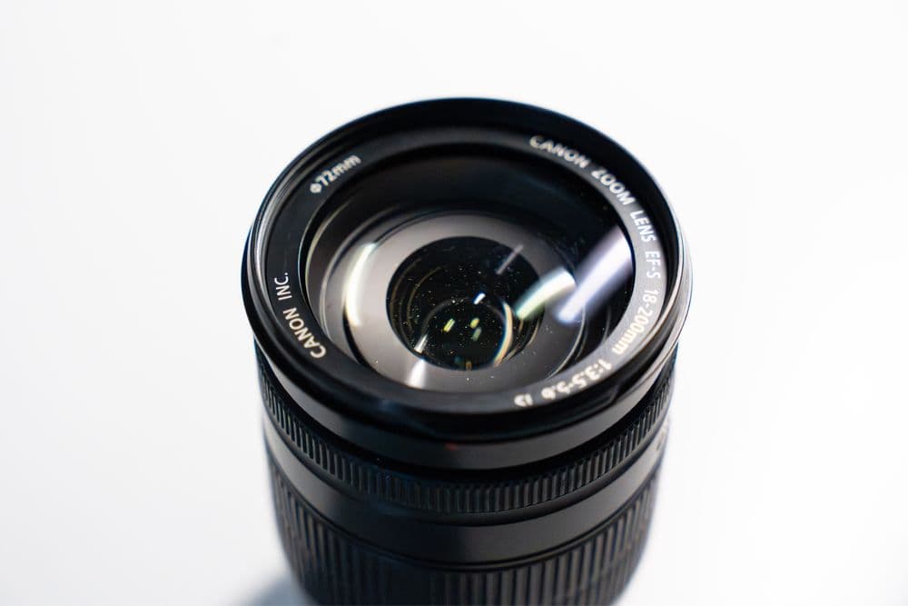 Canon 77D + Canon EF 50mm f/1.4 USM + EF-S 18-200 mm f/3.5-56 — 8
