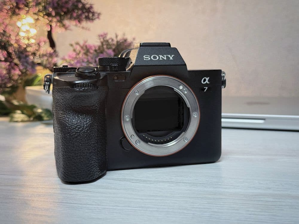 Продаю камеру Sony a7 iv в хорошем состоянии — 1
