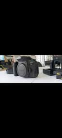 Canon 77D 18-135mm USM komplekt