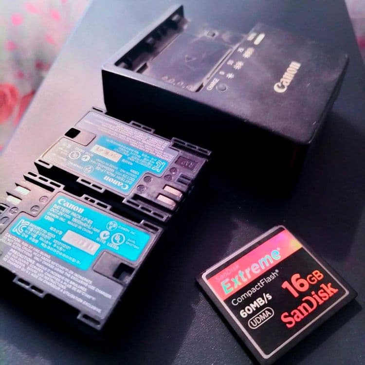 Canon 7d 17-85mm — 4