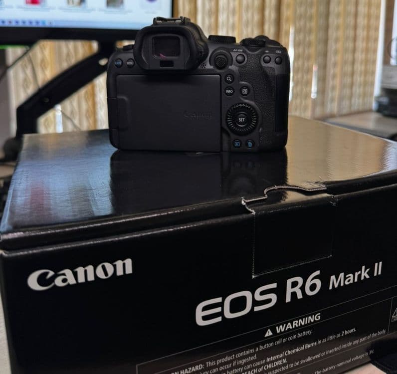 Canon r6 mark ii sotiladi — 3