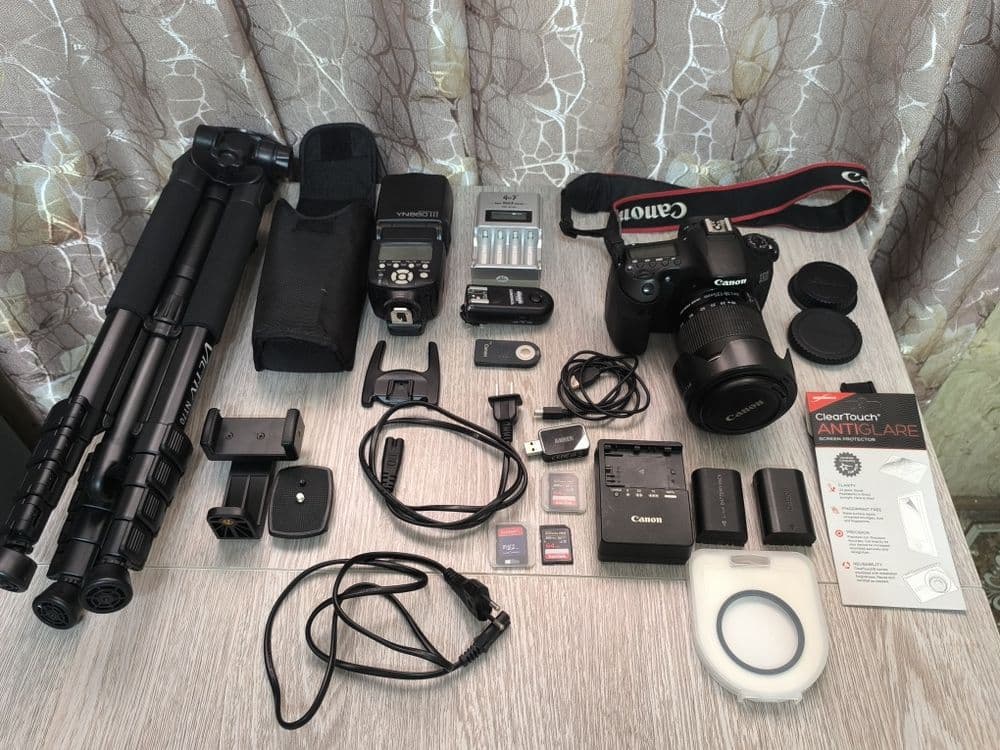 Фотоаппарат Canon 60D (18 МП), с объективом, вспышкой, аксессуарами — 3