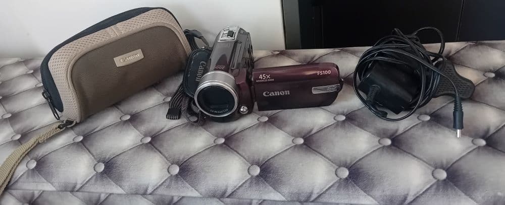 Видеокамера canon — 2