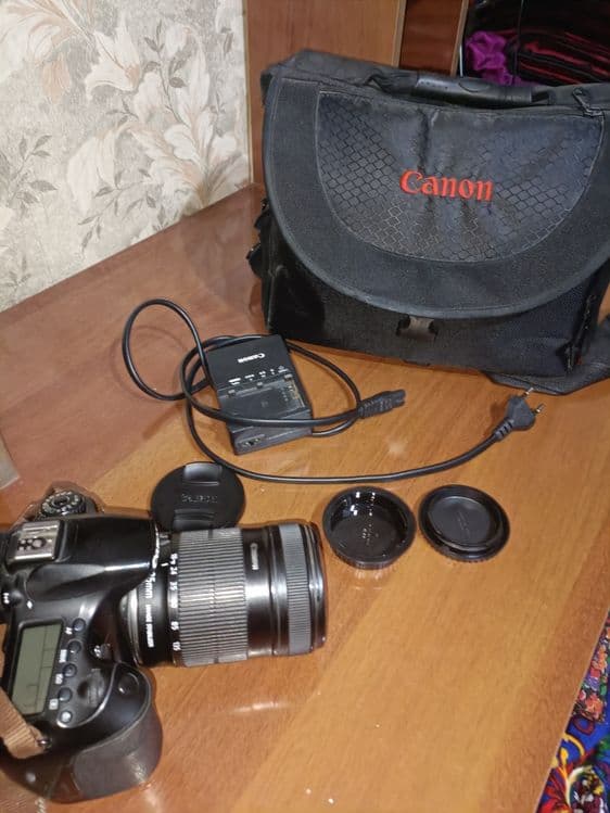 Фотоаппарат Canon — 1