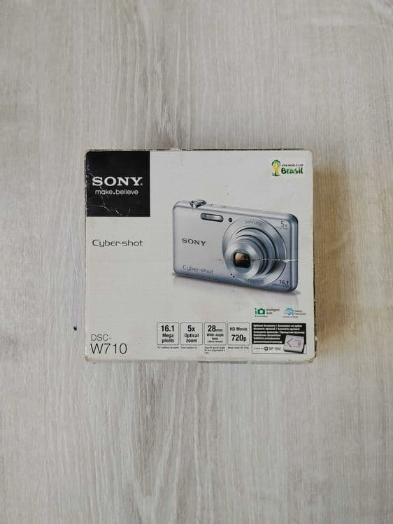 Продаётся винтажная фотокамера Sony DSC-W710 — 1