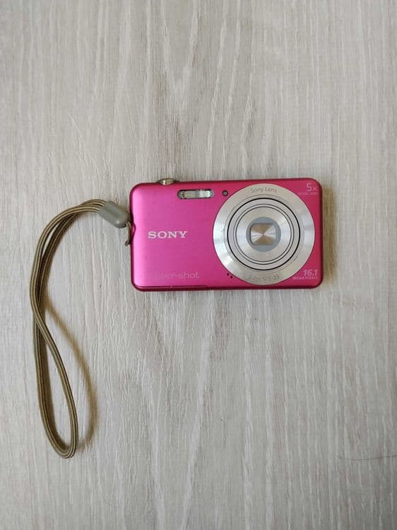 Продаётся винтажная фотокамера Sony DSC-W710 — 3