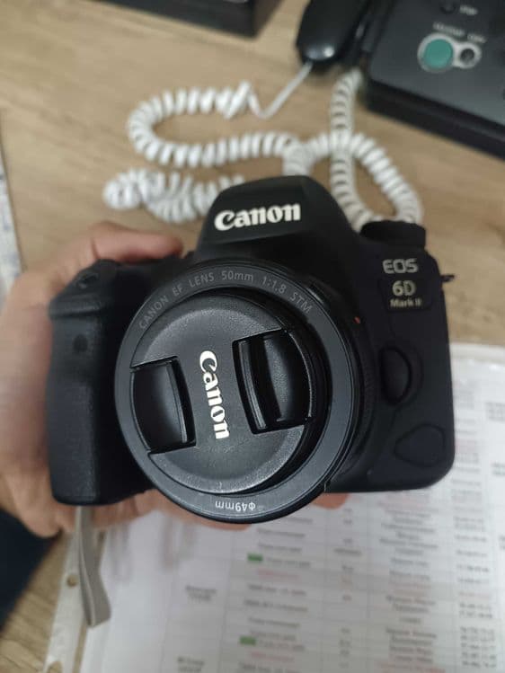 Canon 6d Mark 2 professional fotoaparat — 2
