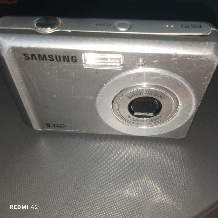 Samsung ES10 Camera. Made in china, SAMSUNG OPTO-ELECTRONICS CA.,LTD — 2