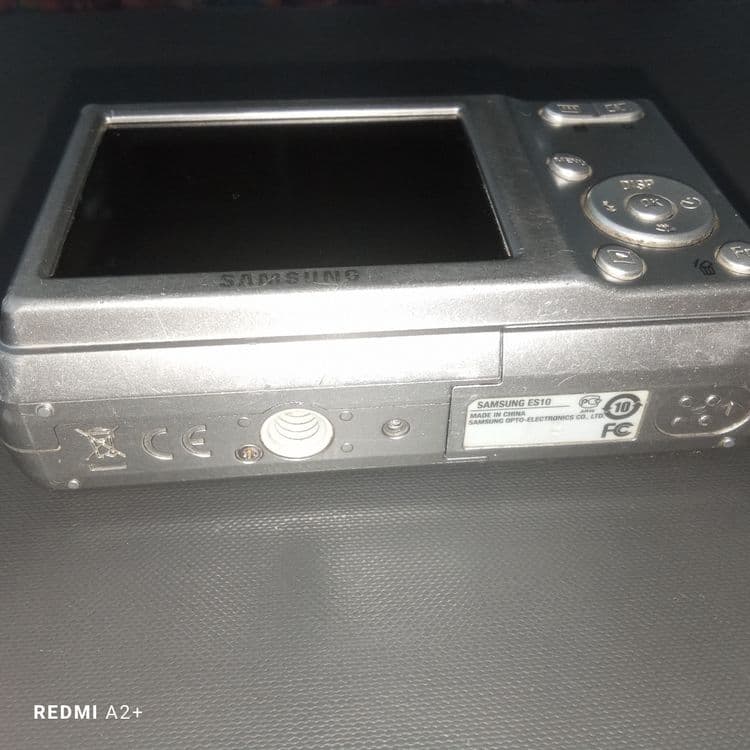 Samsung ES10 Camera. Made in china, SAMSUNG OPTO-ELECTRONICS CA.,LTD — 3