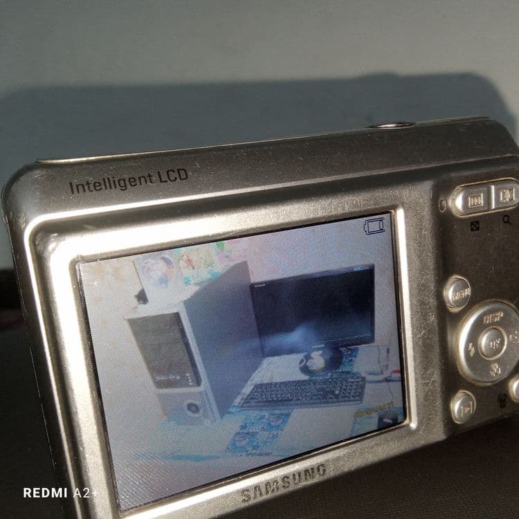 Samsung ES10 Camera. Made in china, SAMSUNG OPTO-ELECTRONICS CA.,LTD — 5