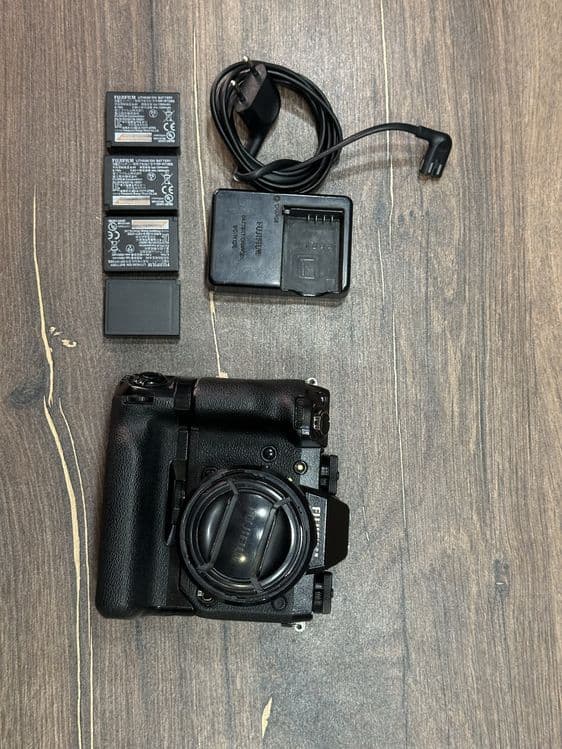 Продается Fujifilm Xh-1 Объектив 18-55 f2.8-4 — 1
