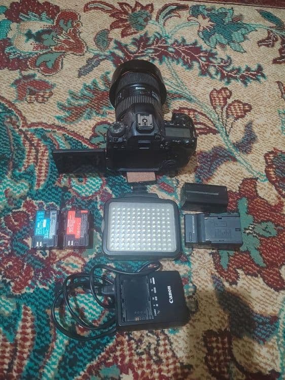 Видеокамера Canon 6d mark 2 — 1