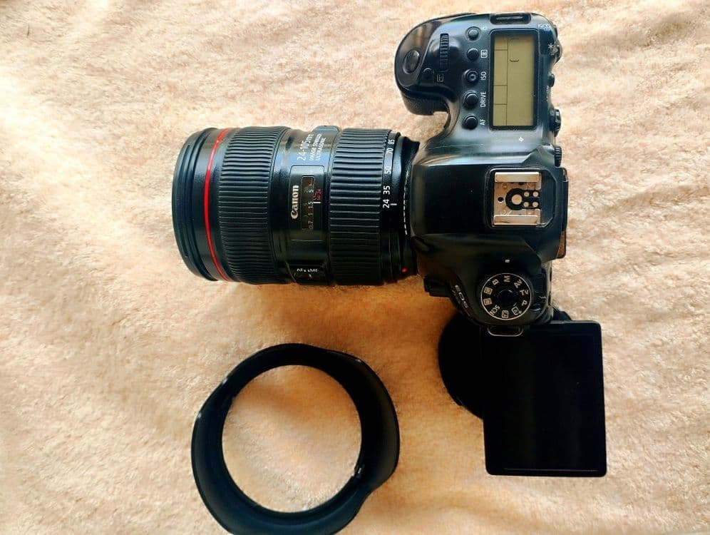 Canon 6 D mark 2 — 1