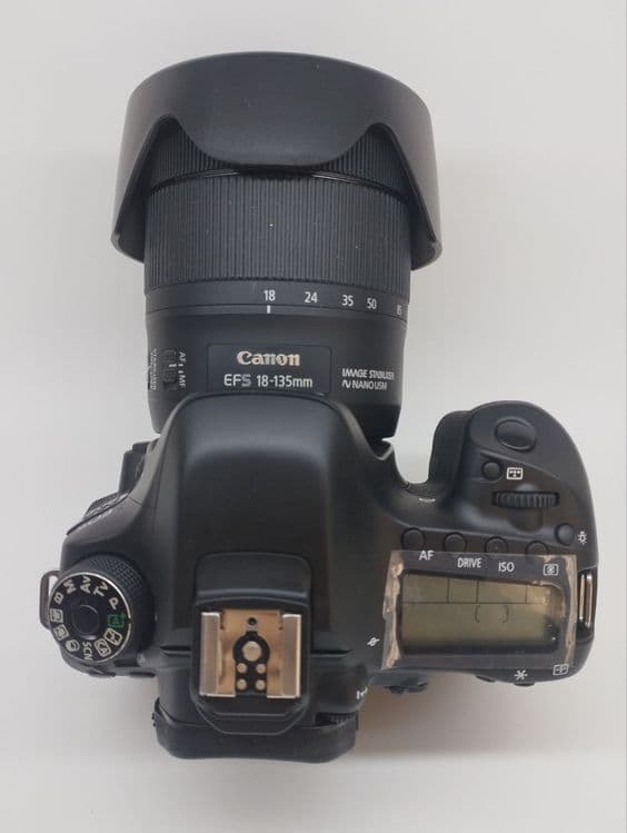 Canon eos 80D sotiladi — 6