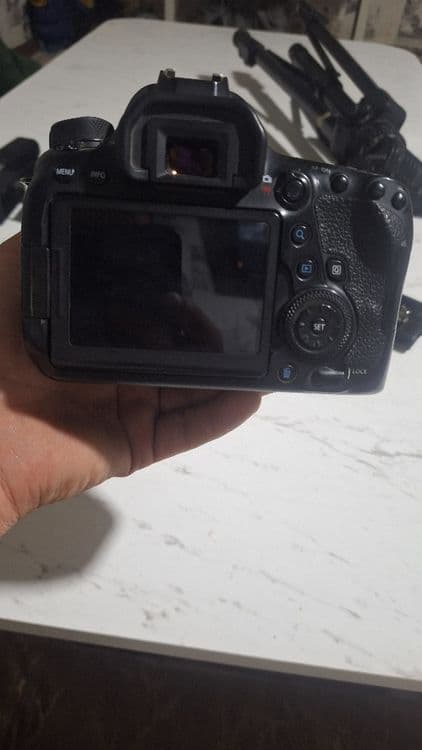 canon 6 d mark 2 — 1