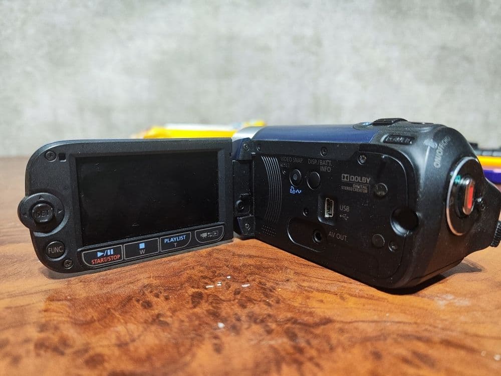 Canon LEGRIA FS306 ekran kuygan — 3