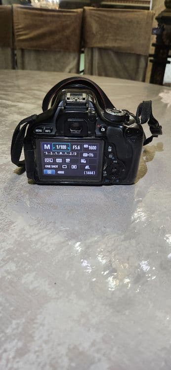 Canon EOS 600d sotiladi — 2