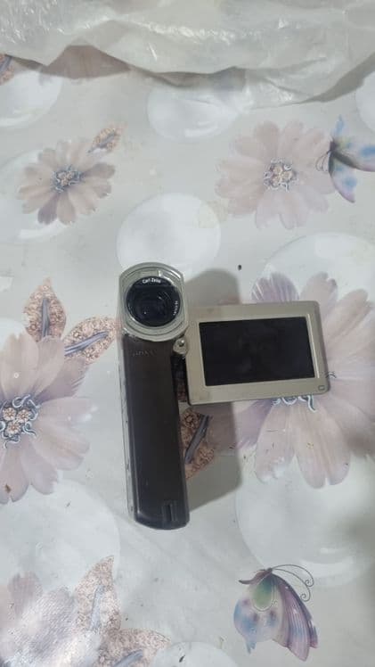 Ftoto apart zur xolatda SONY — 3