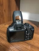 Canon 1200 .