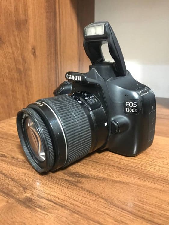 Canon 1200                . — 2