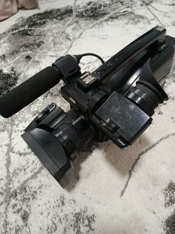 Sony 1500 sotiladi — 2