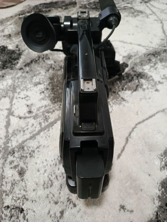 Sony 1500 sotiladi — 3