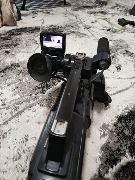 Sony 1500 sotiladi — 4