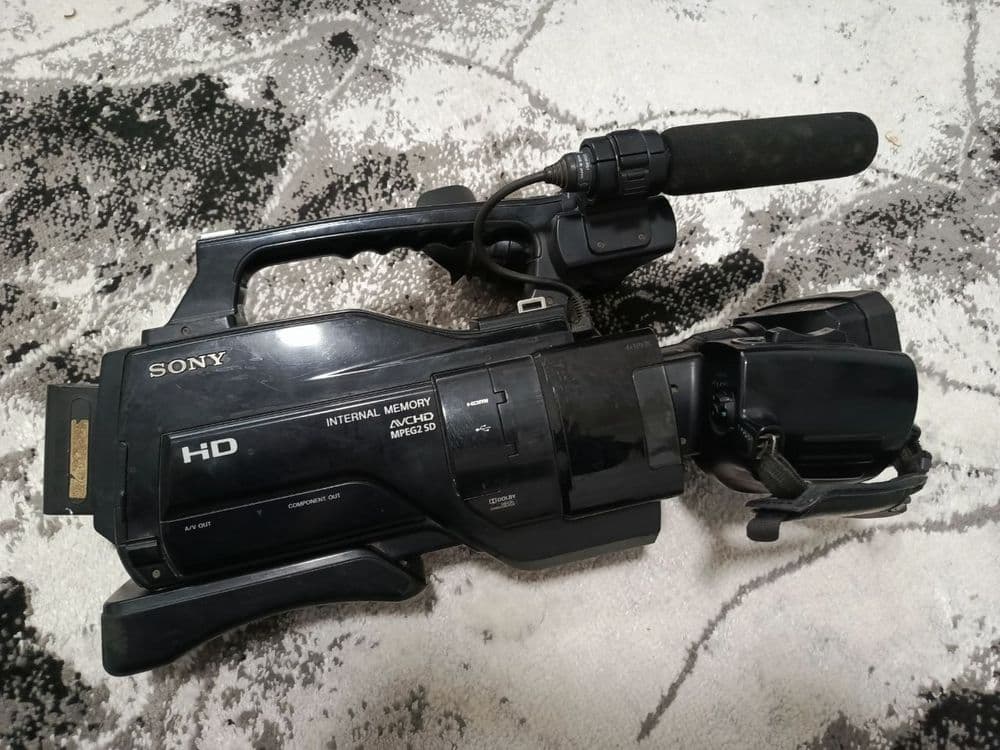 Sony 1500 sotiladi — 5