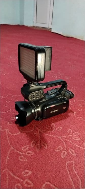 Canon xa 30 sotiladi narxi 300 $ — 2
